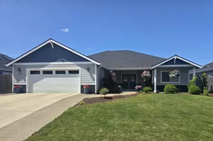 260 Pomeroy View Dr, Cave Junction, OR 97523 - Photo 1