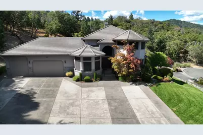 1285 NW Cooke Avenue, Grants Pass, OR 97526 - Photo 1