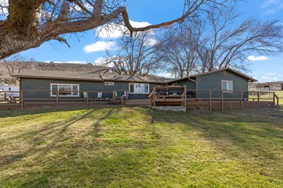 10566 Buesing Road, Klamath Falls, OR 97603 - Photo 1