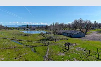 15882 Antioch Road, White City, OR 97503 - Photo 1