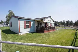 13903 Ravenwood Dr, Klamath Falls, OR 97601 - Photo 1