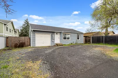 2156 Table Rock Road, Medford, OR 97501 - Photo 1