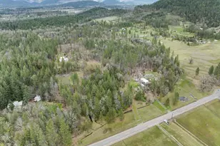 522 Jackadel Ln, Cave Junction, OR 97523 - Photo 1