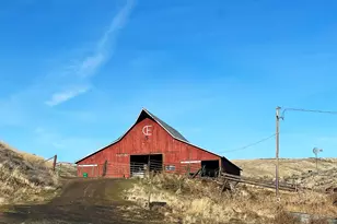 21064 Edwards Rd, Condon, OR 97823 - Photo 1