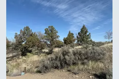 1800 SE Kemper Way #1, Madras, OR 97741 - Photo 1