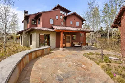 18947 NW Squirreltail Loop, Bend, OR 97703 - Photo 1