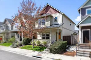 243 Wintersage, Talent, OR 97540 - Photo 1