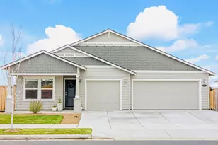 1256 NW Golf Course Dr, Madras, OR 97741 - Photo 1