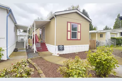 217 Kingsbury Drive, Grants Pass, OR 97526 - Photo 1