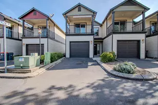 183 Logan Ave, Central Point, OR 97502 - Photo 1