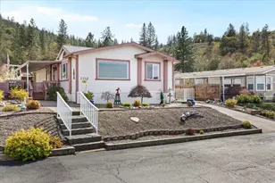 3955 S Stage Rd, Medford, OR 97501 - Photo 1