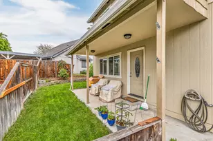 710 Northwood Dr, Medford, OR 97504 - Photo 1