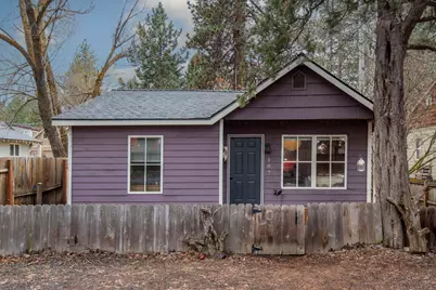 187 W Jefferson Avenue, Sisters, OR 97759 - Photo 1