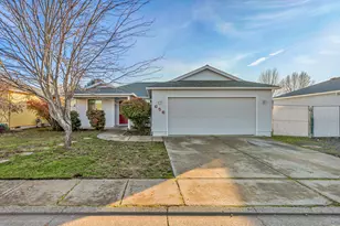 656 Andrea Way, Eagle Point, OR 97524 - Photo 1