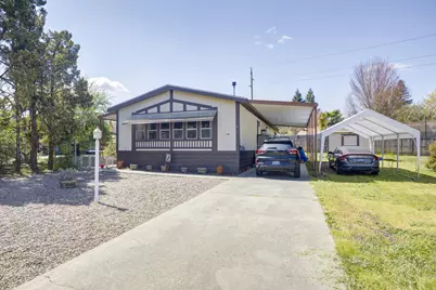 138 Parkdale Circle, Grants Pass, OR 97527 - Photo 1