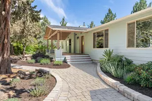 61866 Dobbin Rd, Bend, OR 97702 - Photo 1