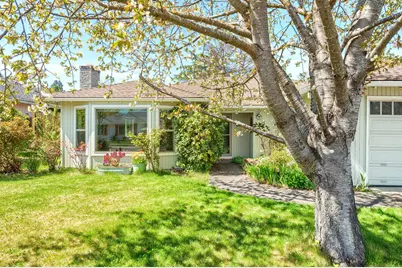 795 Woodbridge Drive, Medford, OR 97504 - Photo 1