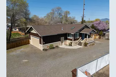 671 NW Nelson Court, Prineville, OR 97754 - Photo 1