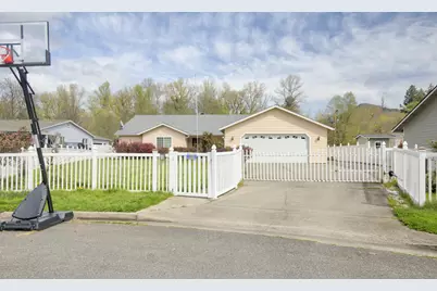 307 Outback Lane, Glendale, OR 97442 - Photo 1