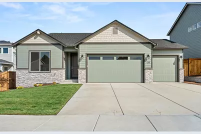 133 Valemont Drive #36, Eagle Point, OR 97524 - Photo 1