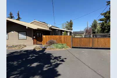 1027 NW Elm Avenue, Redmond, OR 97756 - Photo 1