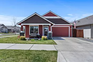 639 NE Providence Dr, Bend, OR 97701 - Photo 1