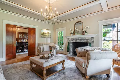 1018 S Oakdale Avenue, Medford, OR 97501 - Photo 1