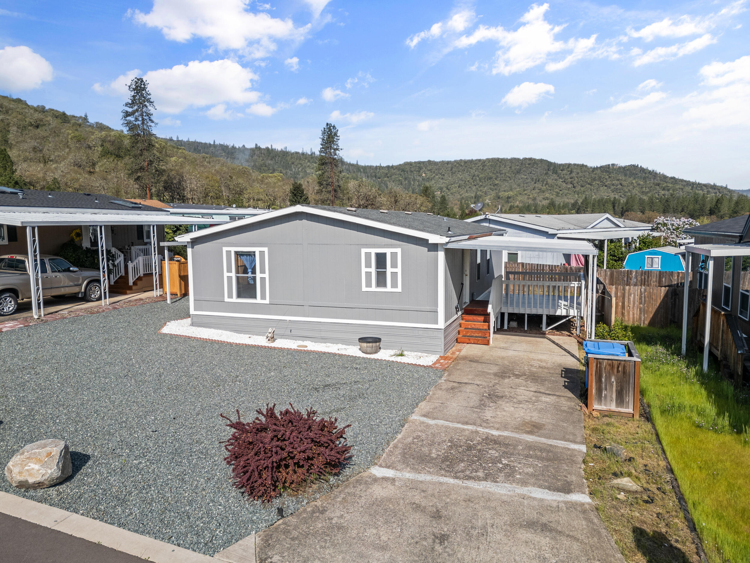 8401 Old Stage Rd #UNIT 65, Central Point, OR 97502 - MLS 220199794 ...