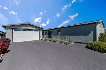 2535 SW Evening Primrose Drive, Redmond, OR 97756 - Photo 1