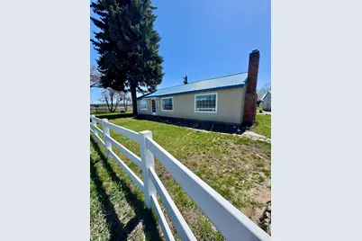 61670 Klamath Falls-Lakeview Highway, Bly, OR 97622 - Photo 1