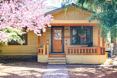 355 NW Delaware Avenue, Bend, OR 97703 - Photo 1