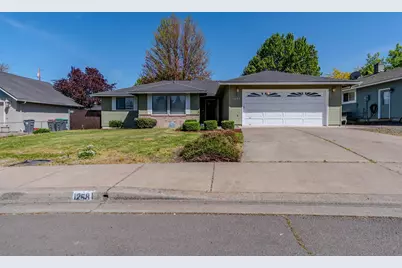 1258 Paulita Drive, Medford, OR 97504 - Photo 1