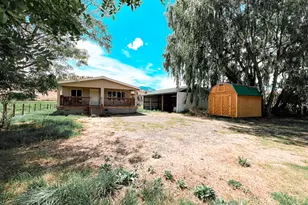 69 W Riverside St, Mount Vernon, OR 97865 - Photo 1