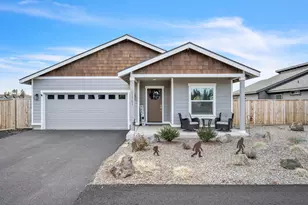 51751 Morning Pne Dr, La Pine, OR 97739 - Photo 1