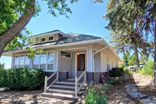 234 N 1st St, Klamath Falls, OR 97601 - Photo 1