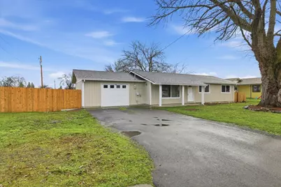 1687 Lillian Street, Medford, OR 97501 - Photo 1