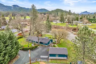 149 Queens Branch Rd, Rogue River, OR 97537 - Photo 1