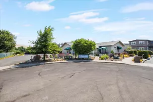 481 Applegate Way, Ashland, OR 97520 - Photo 1