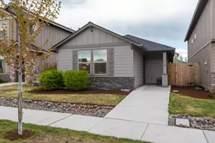 210 NW 30th St, Redmond, OR 97756 - Photo 1