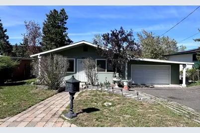 1436 Siskiyou Street, Klamath Falls, OR 97601 - Photo 1