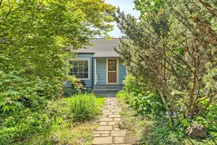 54 Gresham St, Ashland, OR 97520 - Photo 1