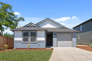 2776 Addysen Pk Wy, Medford, OR 97501 - Photo 1