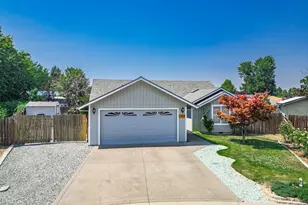 167 Keystone Ct, Central Point, OR 97502 - Photo 1