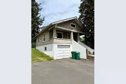 2015 Herbert Street, Klamath Falls, OR 97601 - Photo 1