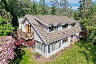 882 Hill St, Jacksonville, OR 97530 - Photo 1