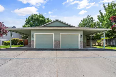 1546 Skyhawk Ridge, Medford, OR 97504 - Photo 1