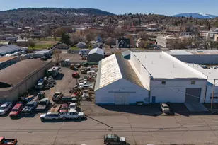 242 Market St, Klamath Falls, OR 97601 - Photo 1