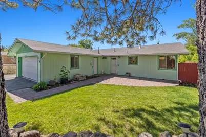 536 Delta Street, Klamath Falls, OR 97601 - Photo 1