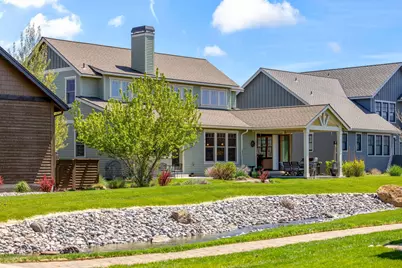 549 S Birch Street, Sisters, OR 97759 - Photo 1