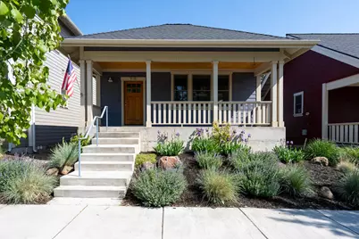 918 E Black Butte Avenue, Sisters, OR 97759 - Photo 1